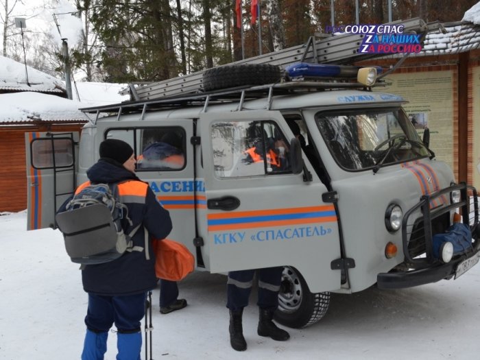 На «Красноярских Столбах» спасатели проводили поиски трех человек
