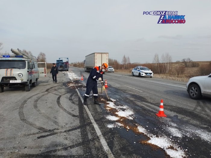 В Красноярском крае спасатели ликвидировали утечку дизельного топлива