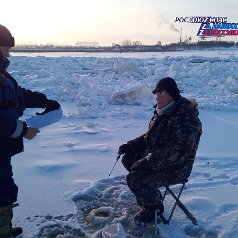 Красноярские спасатели принимают участие в профилактической акции «Безопасный лед»