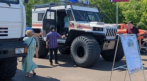 В Красноярске краевые спасатели приняли участие в патриотическом фестивале «Служу России!»